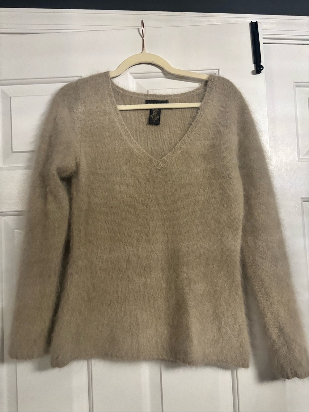 Banana Republic Fluffy V-Neck Sweater in Light Beige